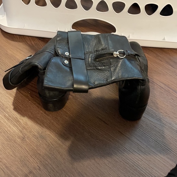 Vera Wang Lavender Label black motorcycle boots size 8.5 - Picture 5 of 6